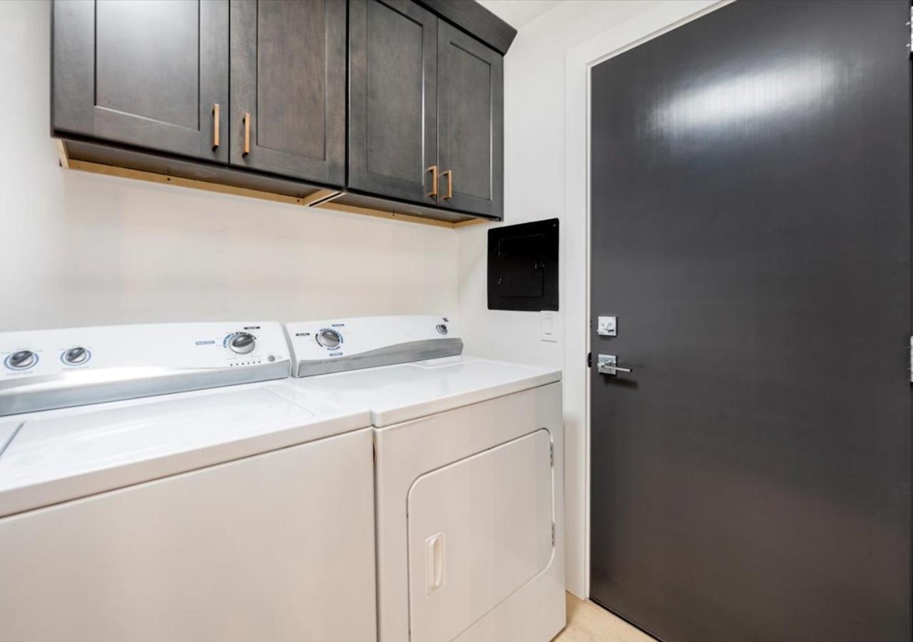 Mid Century Modern Boise-River Bungalow W/ Hot Tub Exteriör bild