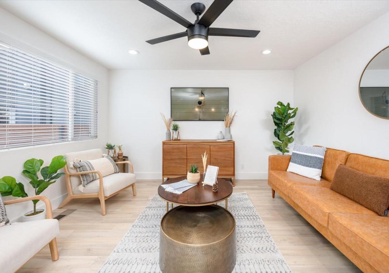 Mid Century Modern Boise-River Bungalow W/ Hot Tub Exteriör bild