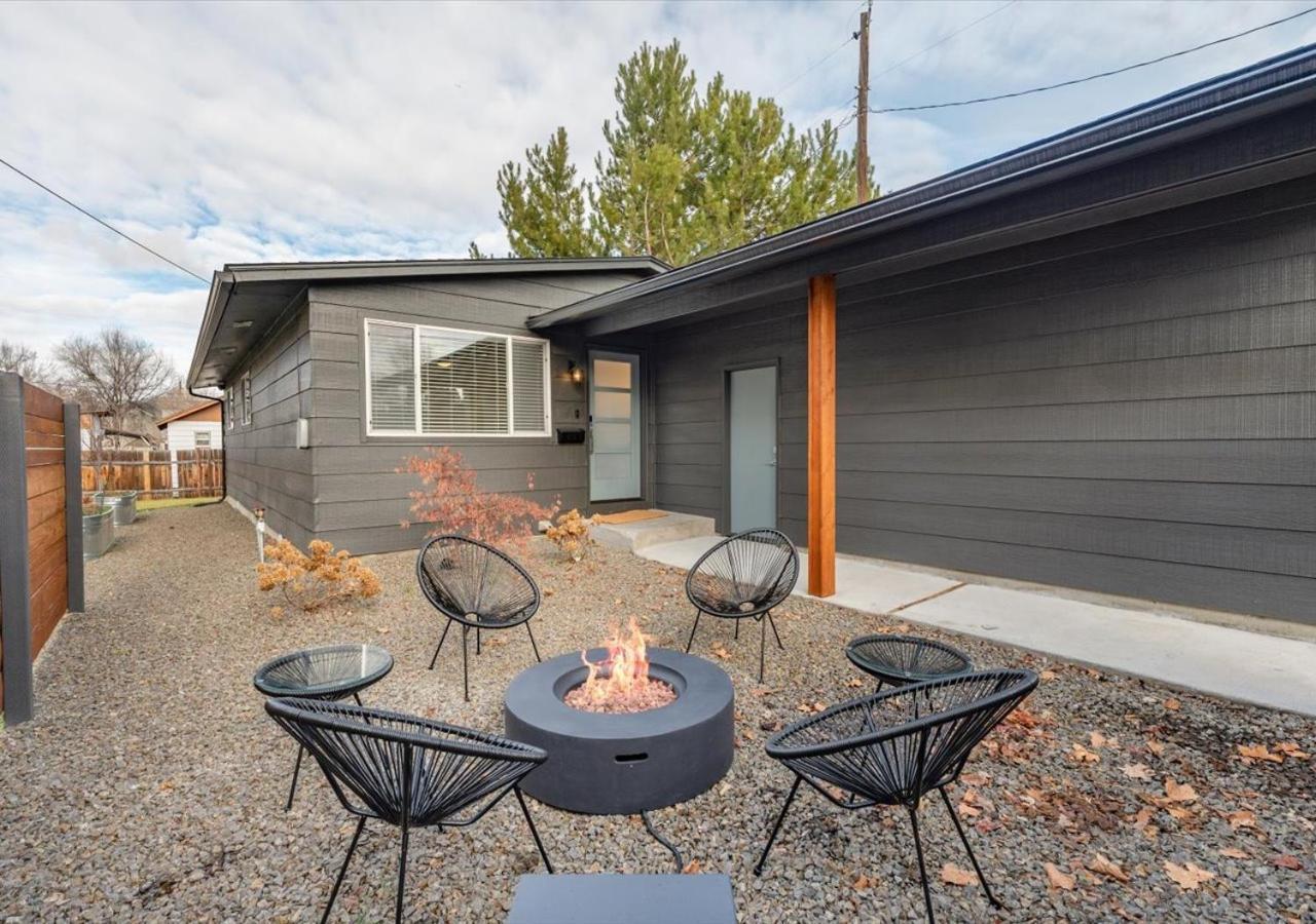 Mid Century Modern Boise-River Bungalow W/ Hot Tub Exteriör bild